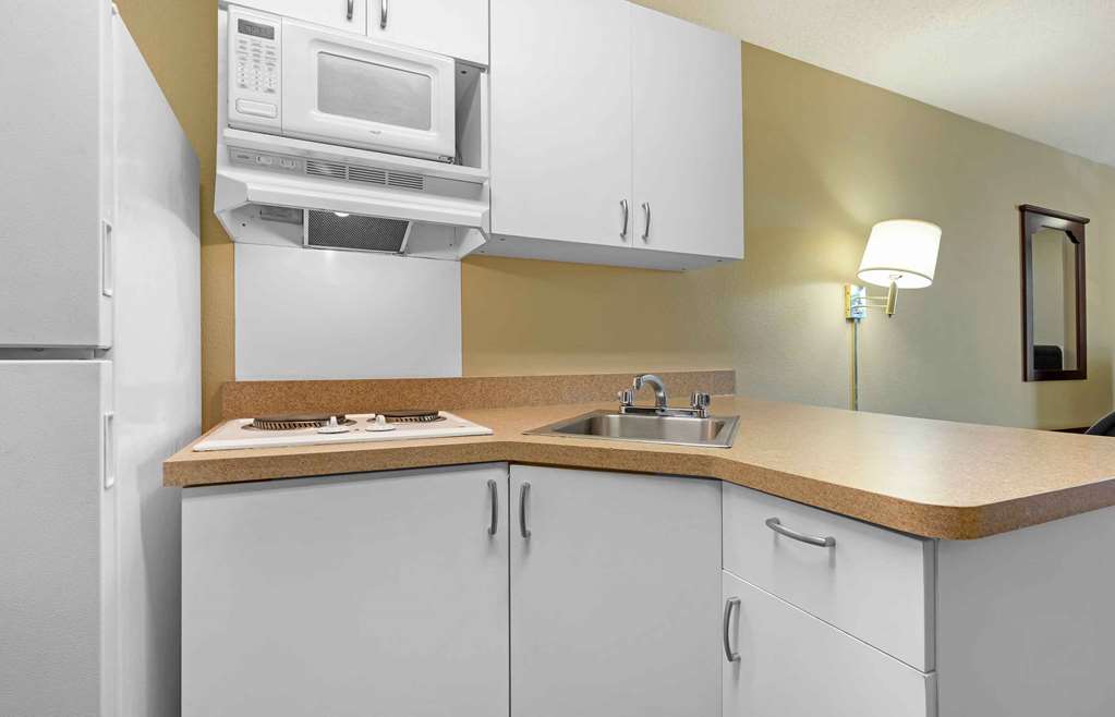 Extended Stay America Suites Reno South Meadows - photo 29