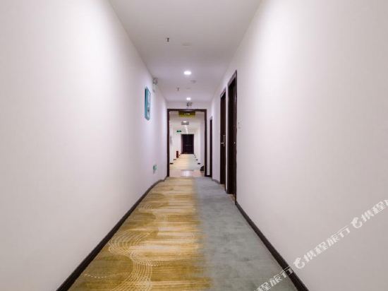 Super 8 Hotel - last minute hotel in Anshun