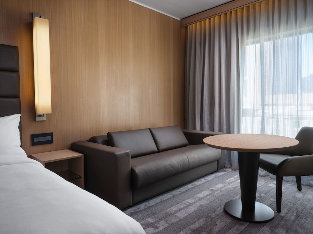 AC Hotel by Marriott Phoenix Downtown - photo 6