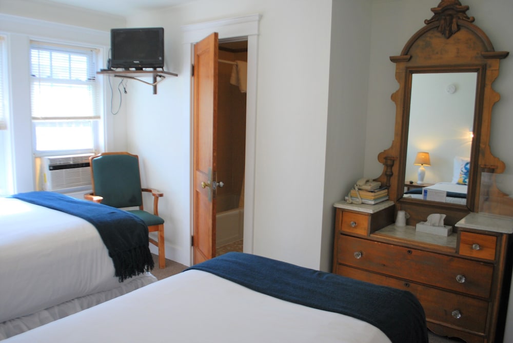 Lankford Hotel and Lodge - photo 27