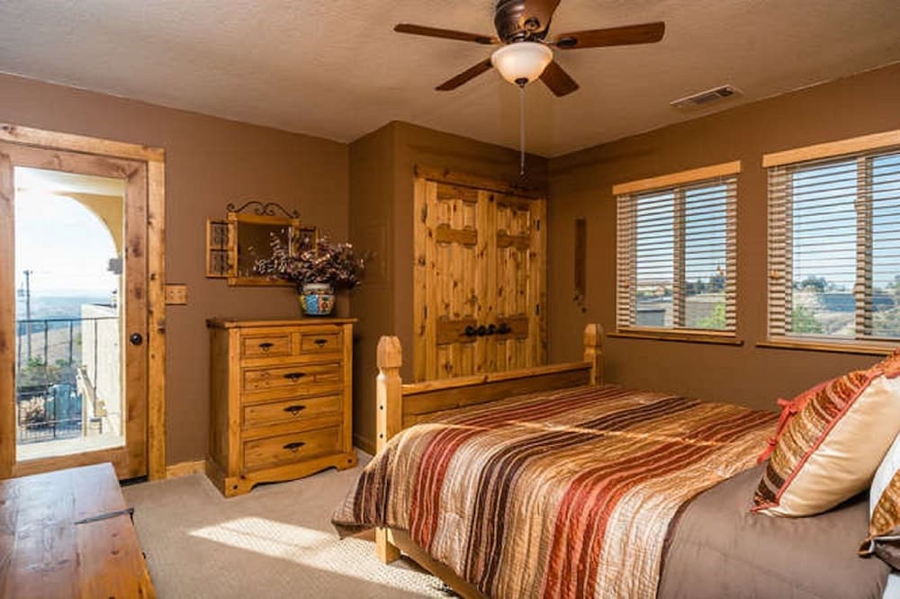 High Ridge Manor - photo 6