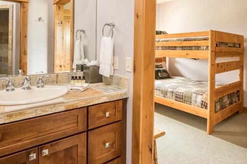 Lone Peak Townhome 5 - photo 24