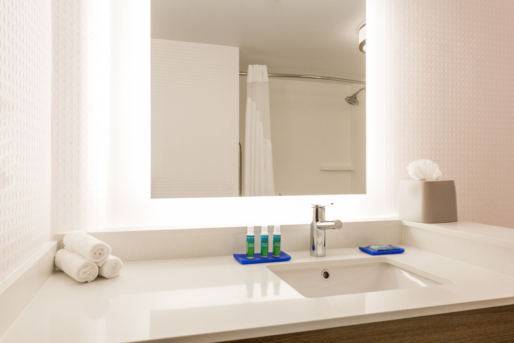Holiday Inn Express Lorton by IHG - photo 11