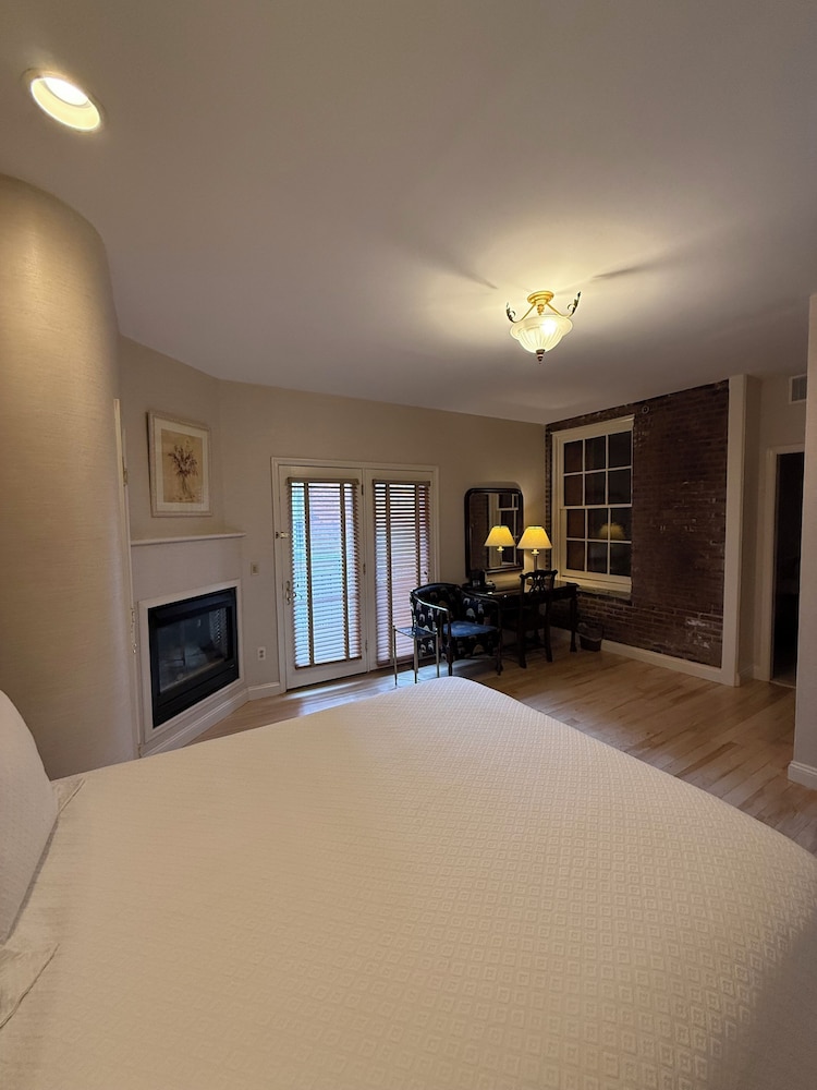 Penn's View Hotel - photo 26