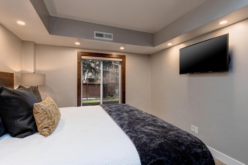 Park Station Condominium Hotel - photo 68
