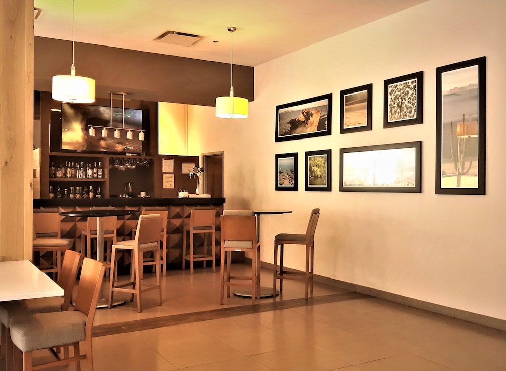 Sports bar