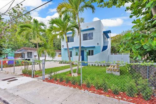 Celeste House Enjoy Caribbean 2BR APT — 4-Star Luxury Hotel in Miami, United States