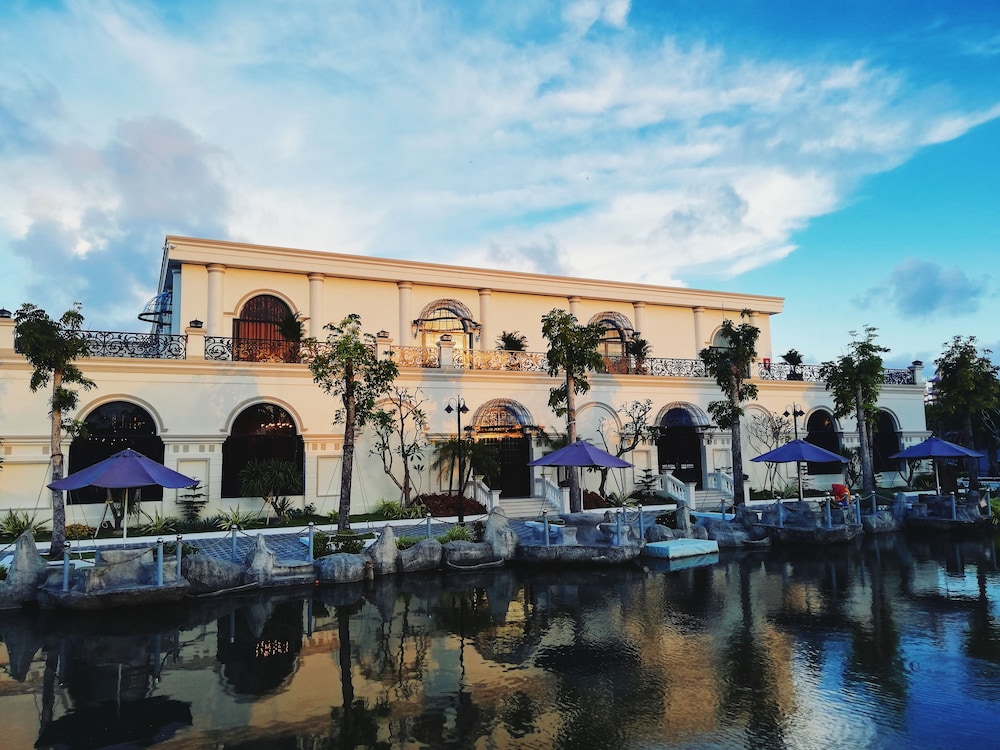 Thu Duy Resort — 4-Star Luxury Hotel in Ca Mau, Vietnam