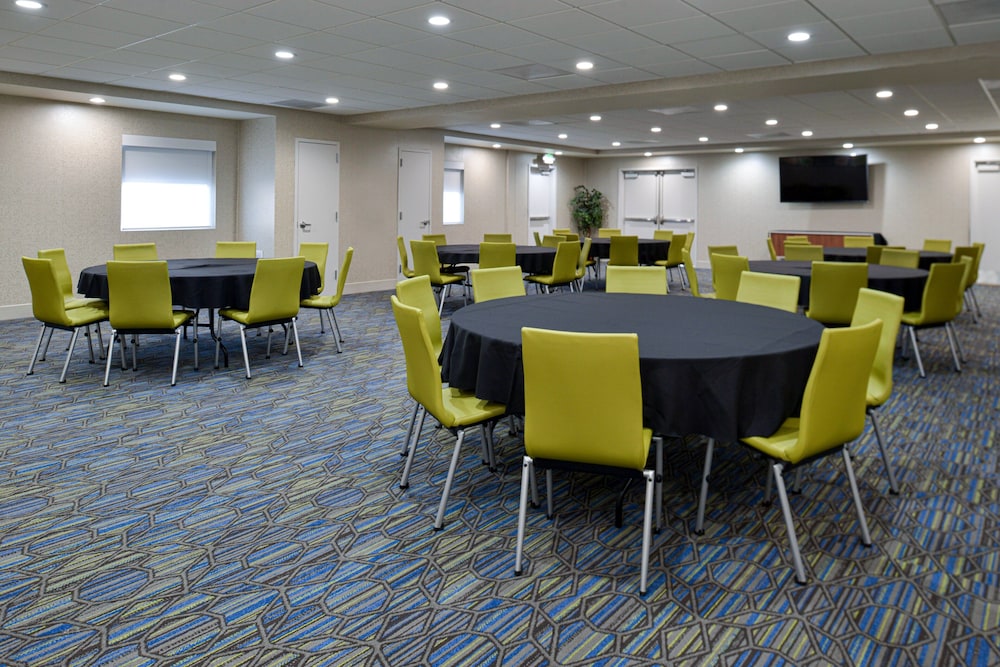 Holiday Inn Express Lodi - photo 34