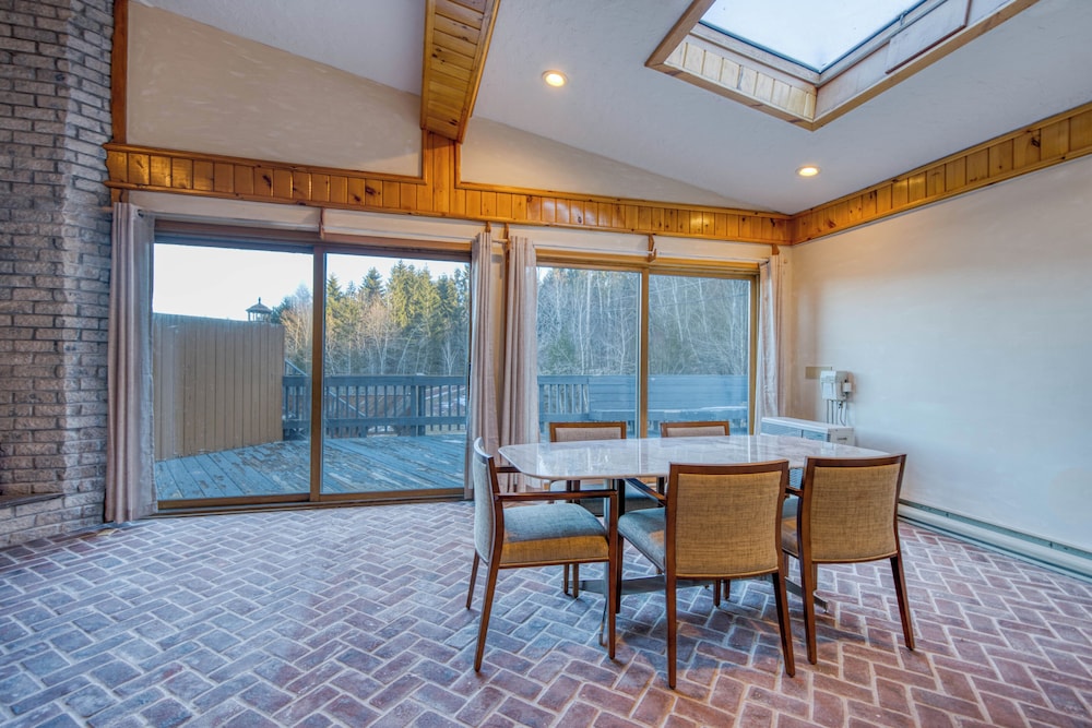The Haüs Windham Spacious Suites Hot Tub Mountain Views - photo 59