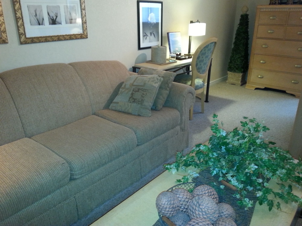 The River's Edge Motel Lodge & Resort - photo 13