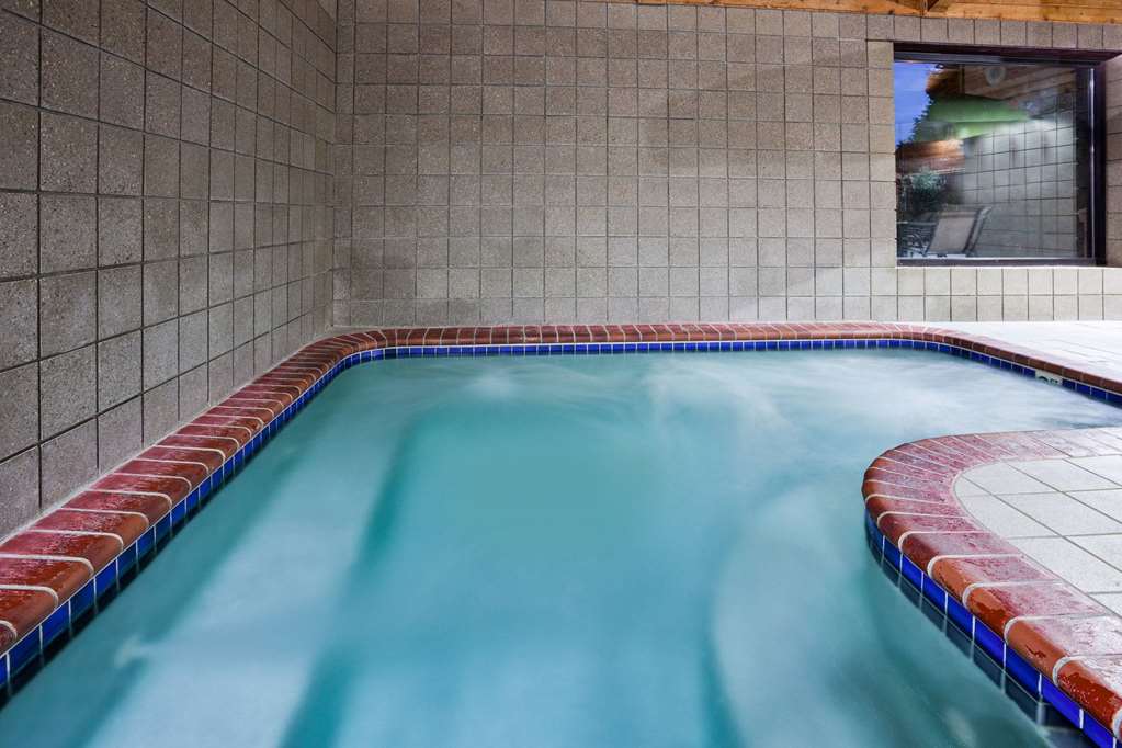 AmericInn by Wyndham Plover Stevens Point - photo 8