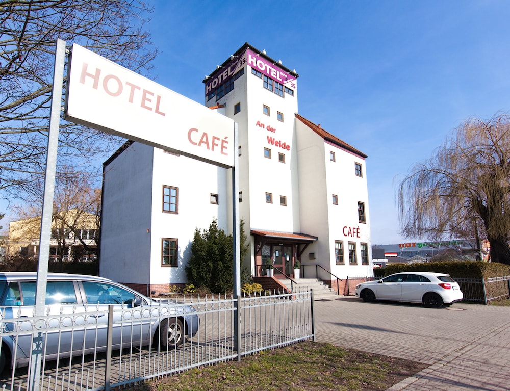 Hotel Garni An der Weide - carbon neutral hotel in Berlin