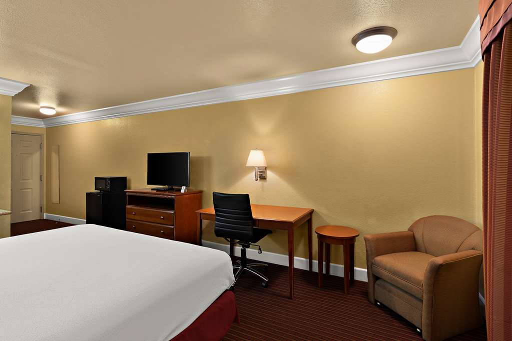 Best Western Willits Inn - photo 17