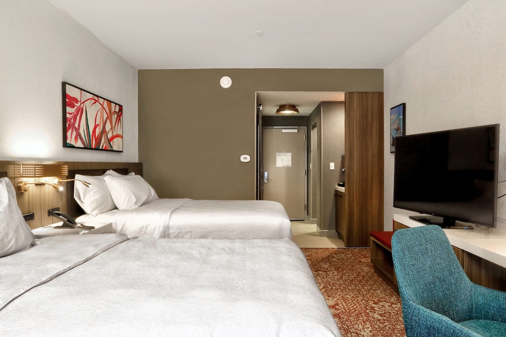 Hilton Garden Inn Bel Air - photo 27