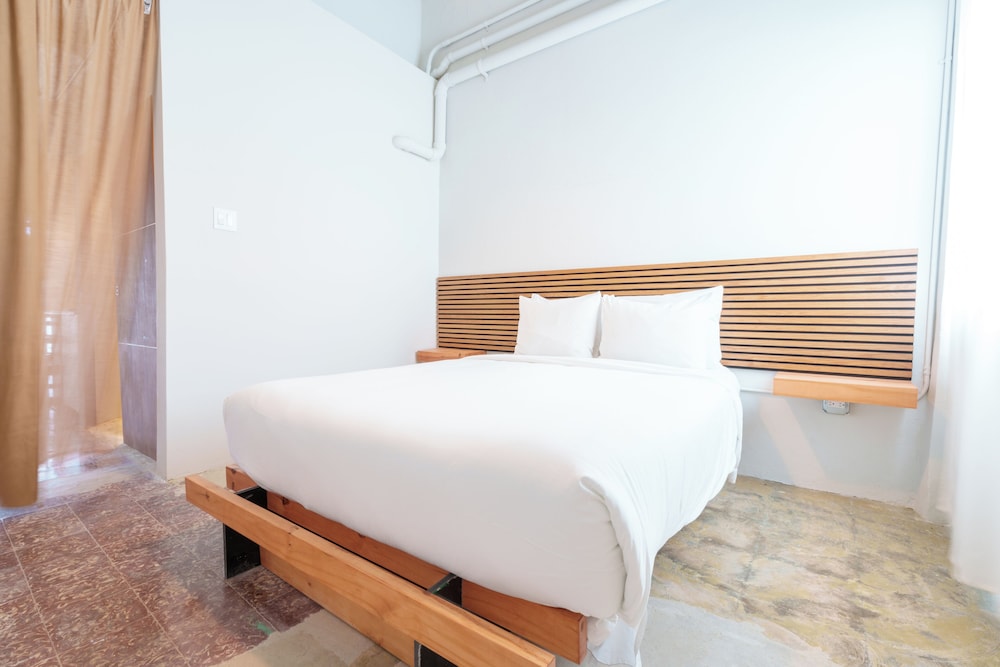 Romeo Gay Hotel - photo 33