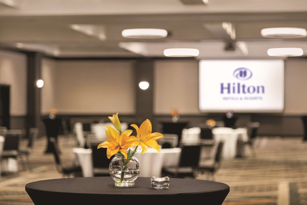 Hilton Knoxville Airport - photo 40