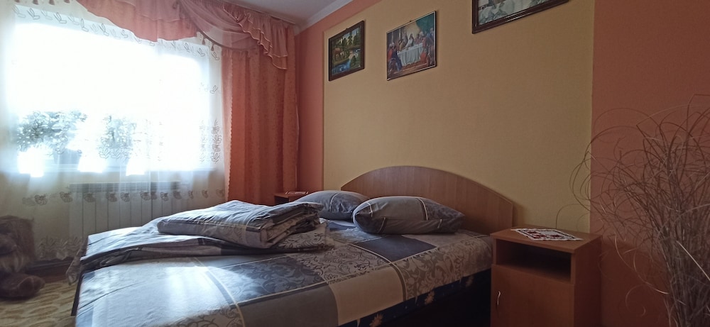 Sadyba U Vasylya — Volovets — photo 3