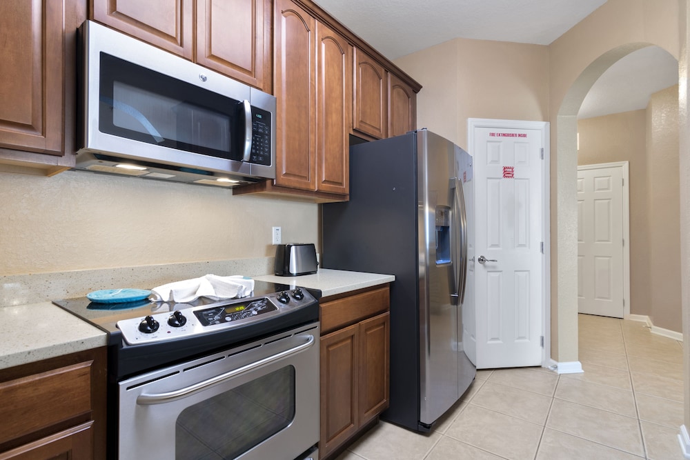Vista Cay by Orlando Resort Rentals on Universal Boulevard - photo 41