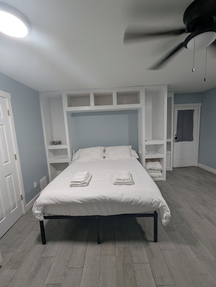Hotel on Magnolia East - photo 15