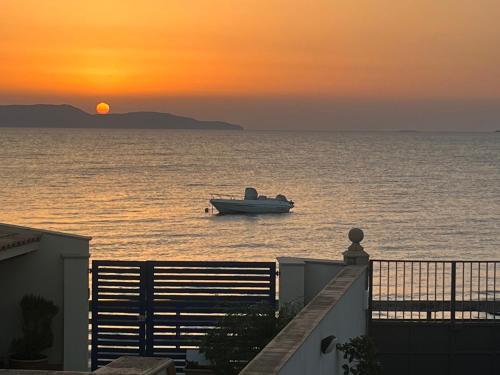Villa Giulia sul Mare — 4-Star Luxury Hotel in Marausa, Italy