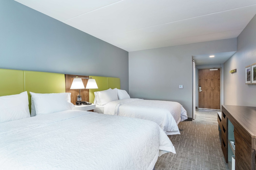 Hampton Inn & Suites Saraland Mobile - photo 12