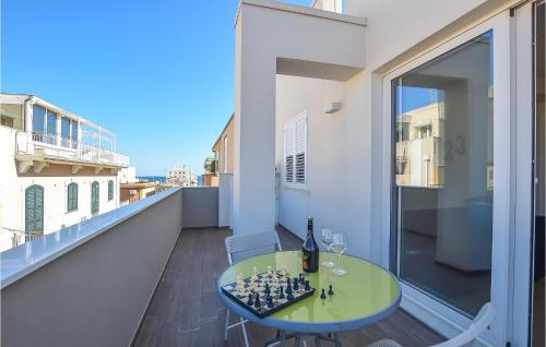 1 Bedroom Nice Apartment In Pozzallo — 4-Star Luxury Hotel in Pozzallo, Italy
