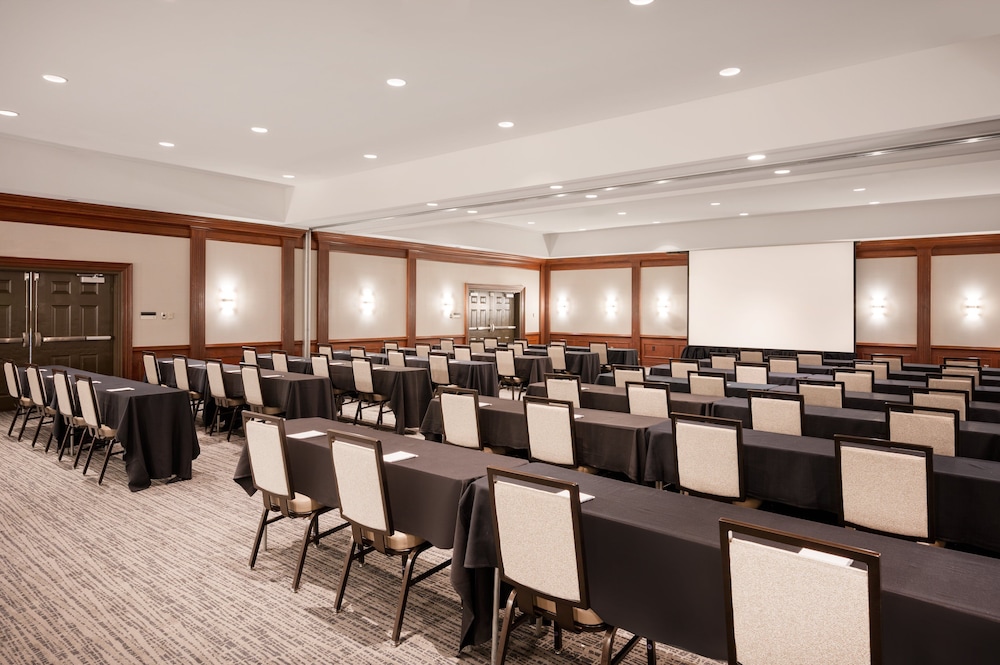 Crowne Plaza Albany The Desmond Hotel - photo 81
