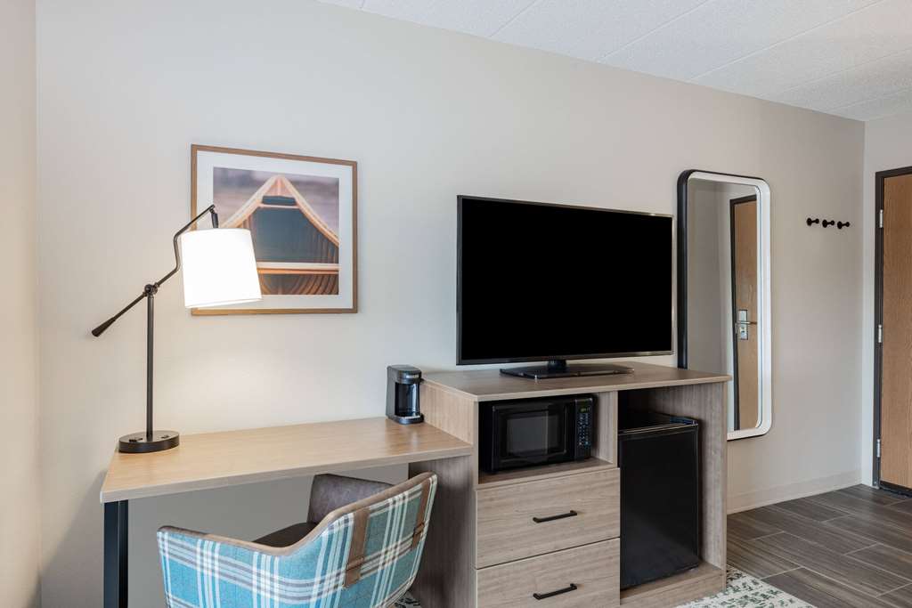 AmericInn by Wyndham Duluth South Black Woods Event Center - photo 40