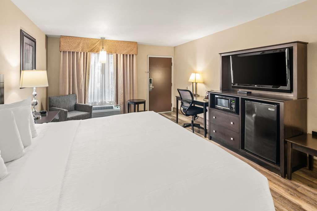 Best Western Coral Hills - photo 13