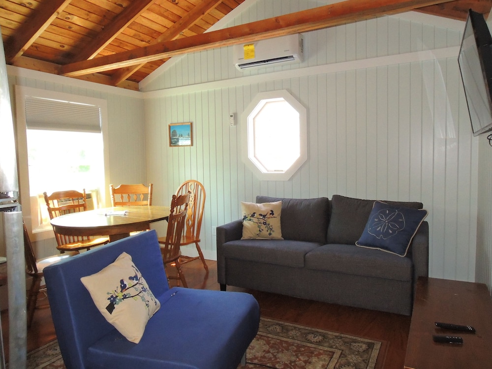 Shorelands Guest Resort and Cottages - photo 28