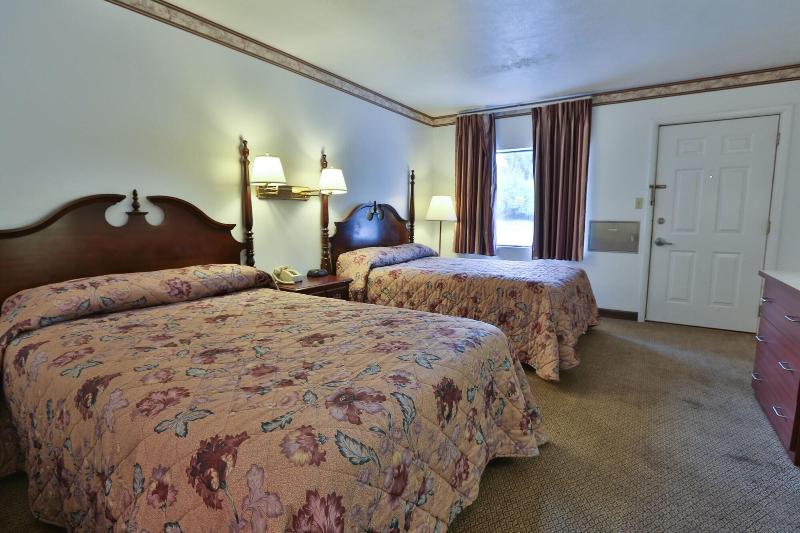 Nittany Budget Motel - photo 10