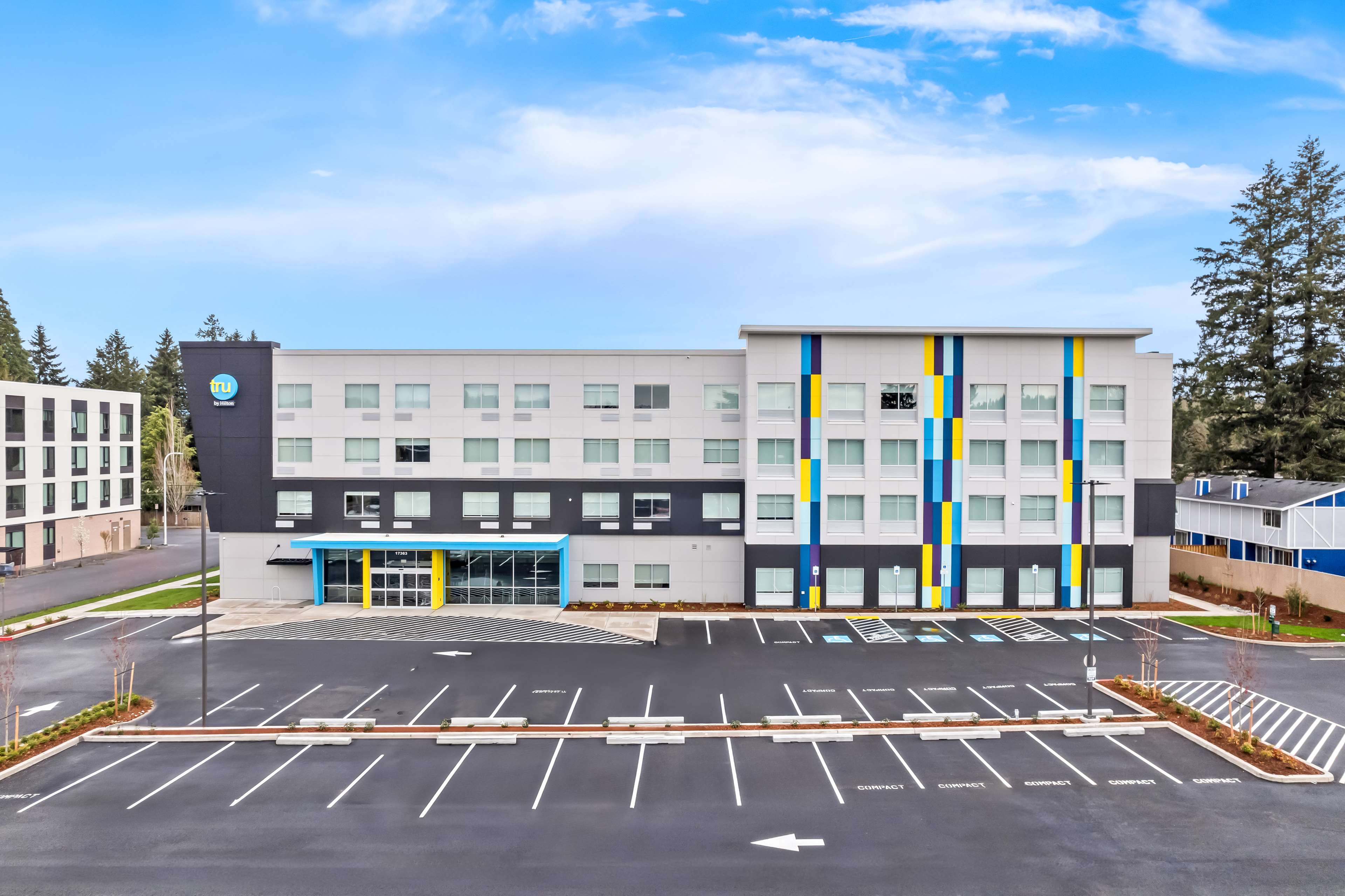 Tru by Hilton Aloha Beaverton - carbon neutral hotel in Beaverton