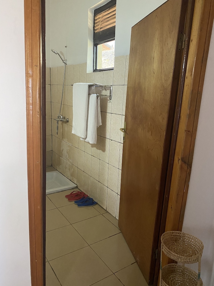 Ruhondo Beach Resort — Musanze — photo 4