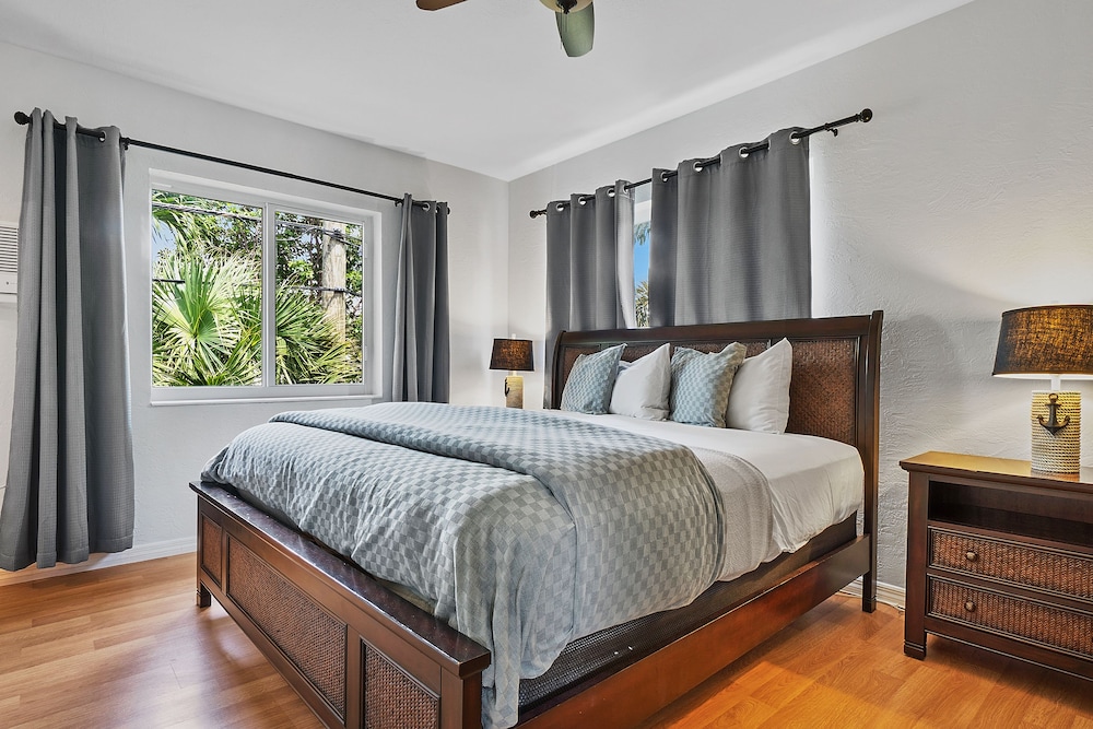 4145 By The Sea Inn & Suites in Lauderdale-By-The-Sea, United States