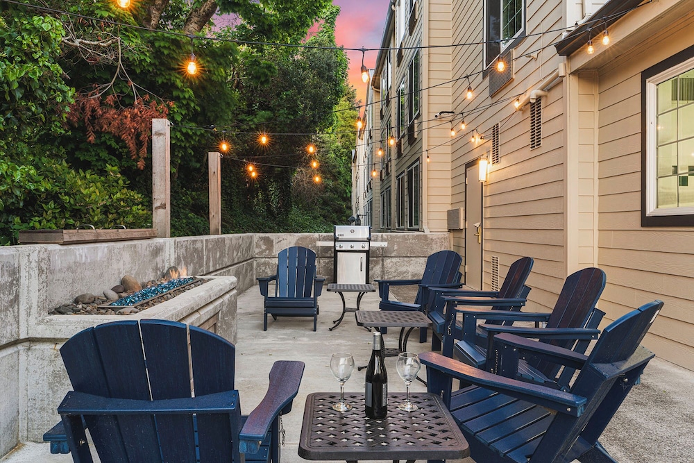 The Ashley Inn & Suites - photo 85