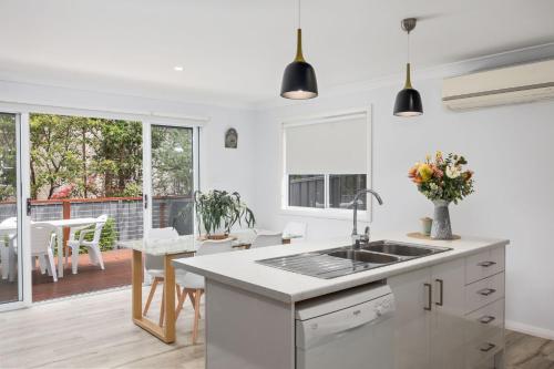 Tallwood by the Sea in Mollymook, Australia