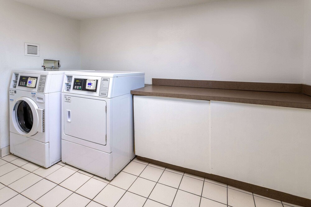 Studio 6 Suites Jacksonville NC - photo 27