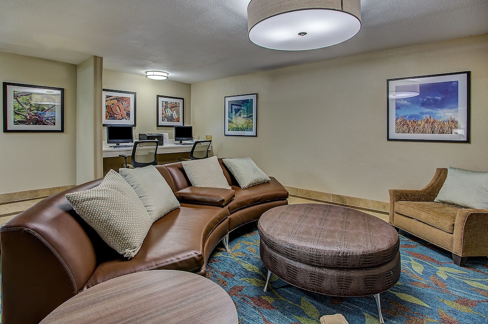 Candlewood Suites Louisville Airport by IHG - photo 33