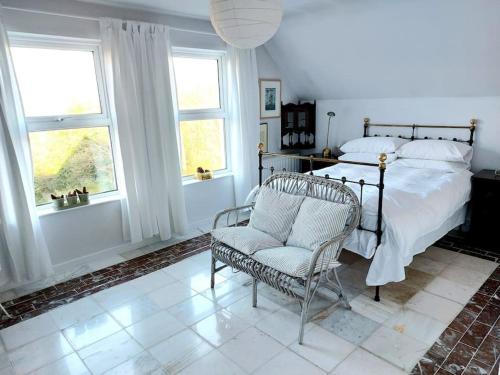 Stunning apartment set in private native woodland — 4-Star Luxury Hotel in Ramelton, Republic of Ireland