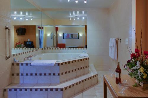 Master Suites Hotel - photo 13