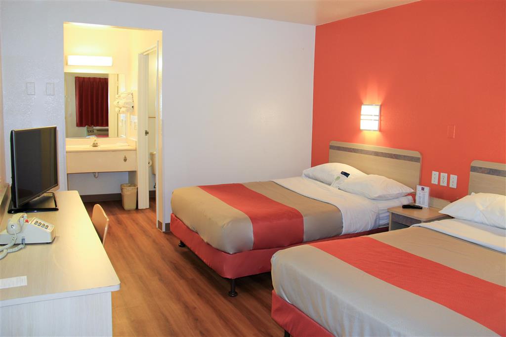 Motel 6 Enfield CT Hartford - photo 9