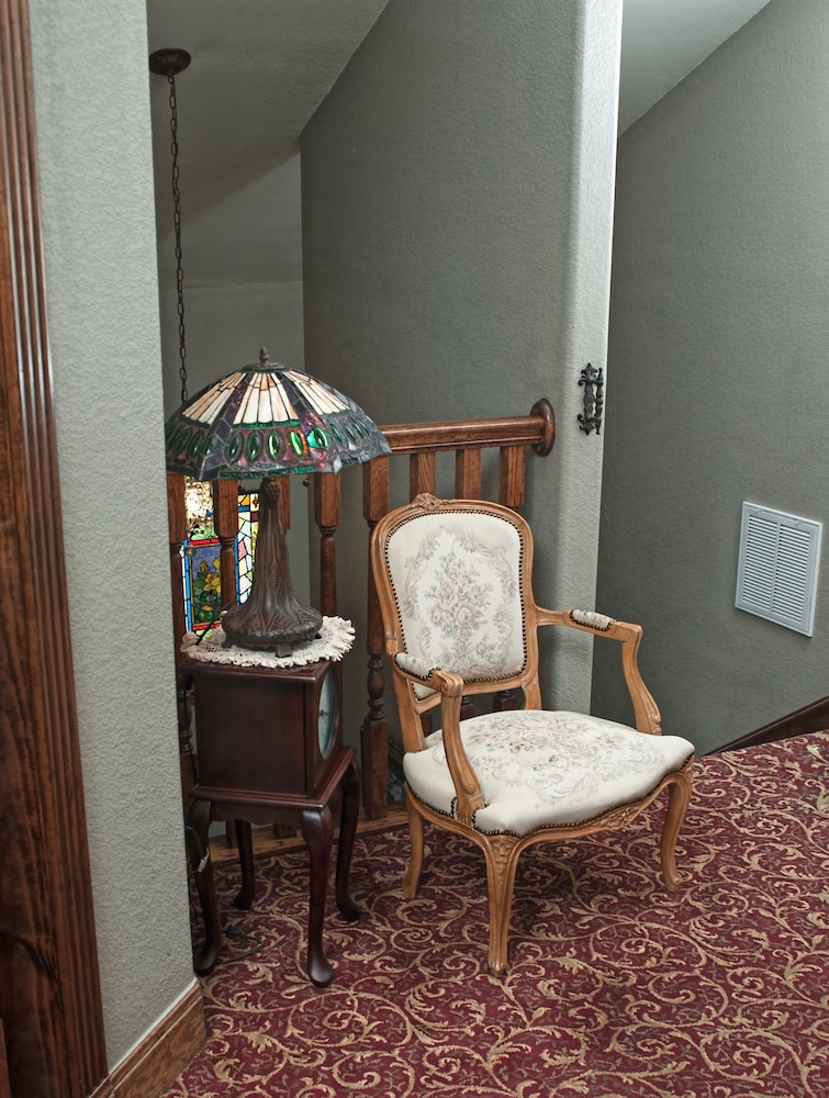 Yellow Rose Inn - photo 30