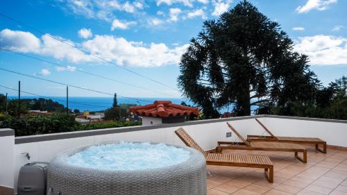 Amaro Oasis by LovelyStay in Funchal, Portugal