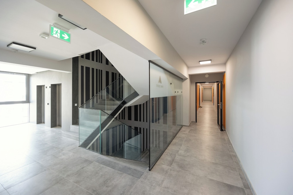 Elegant Apartment with Parking on Kępa Mieszczańska Wrocław by Renters Prestige — 4-Star Luxury Hotel in Wroclaw, Poland