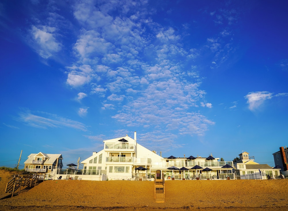 Blue Inn on The Beach - photo 27