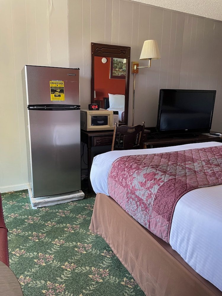 Budget Host Inn Greenup - photo 36