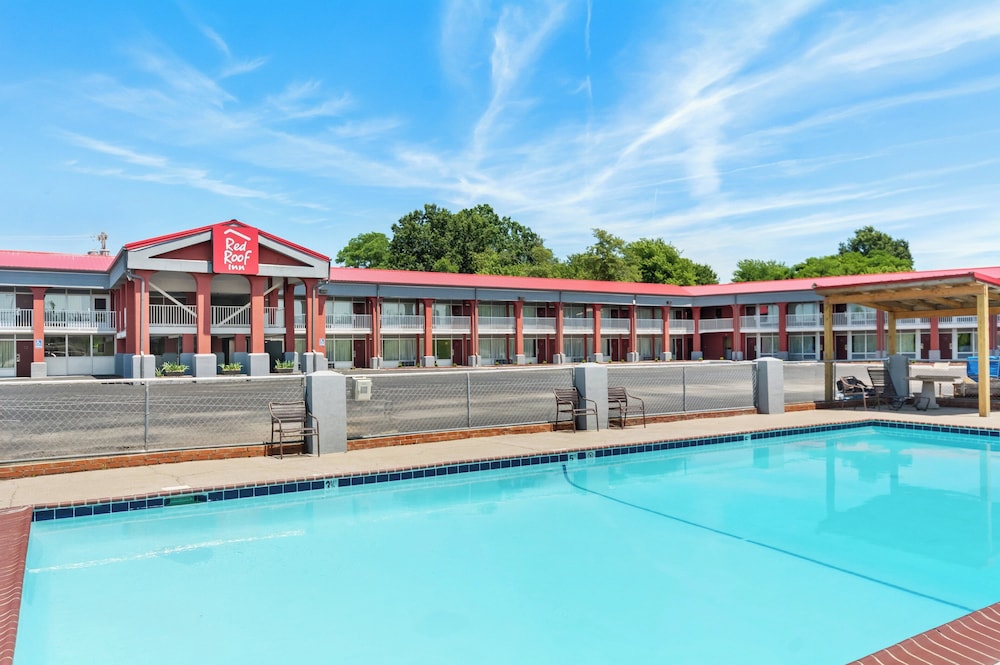 Red Roof Inn Berea - photo 14