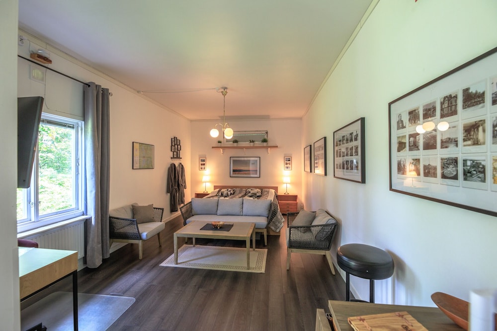 Brukshotellet Skinnsberg — Skinnskatteberg