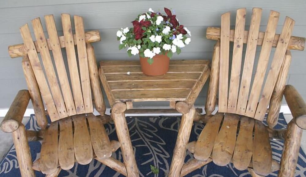 Ivy Court Inn & Suites - photo 21